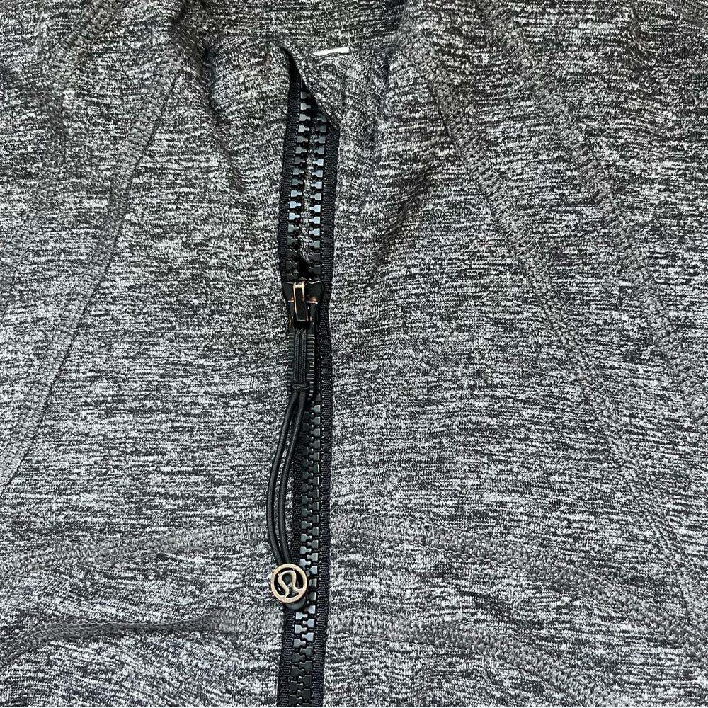 Lululemon Define Jacket - Picture 5 of 5